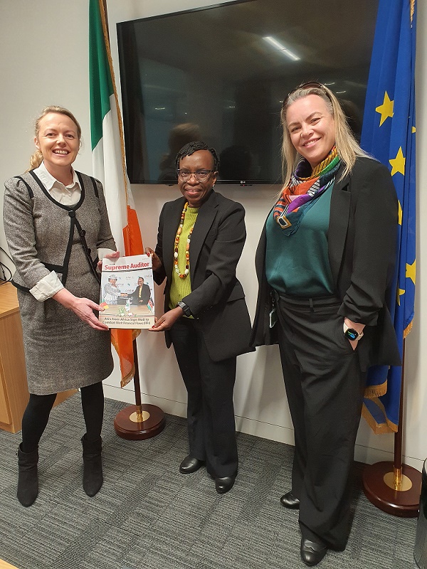 Kenyan-AG-visit-Copy-1